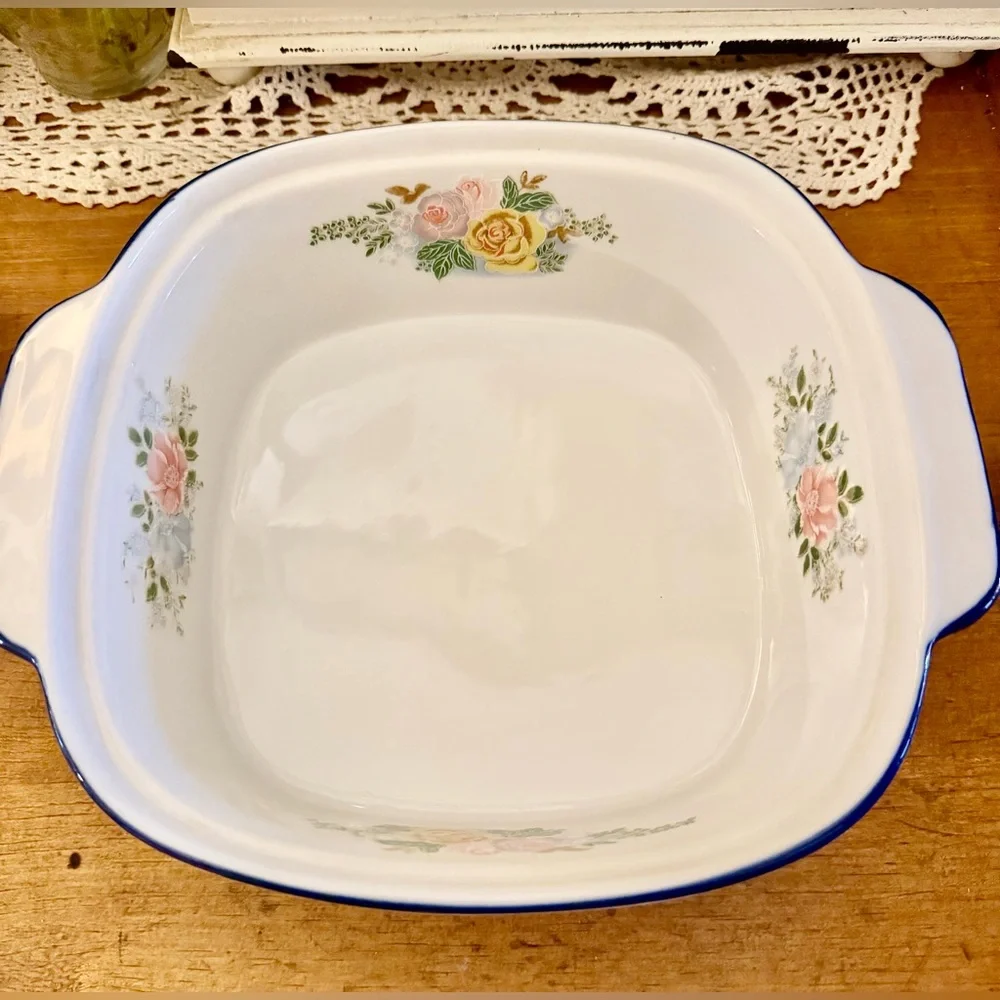 Vintage CorningWare casserole dish